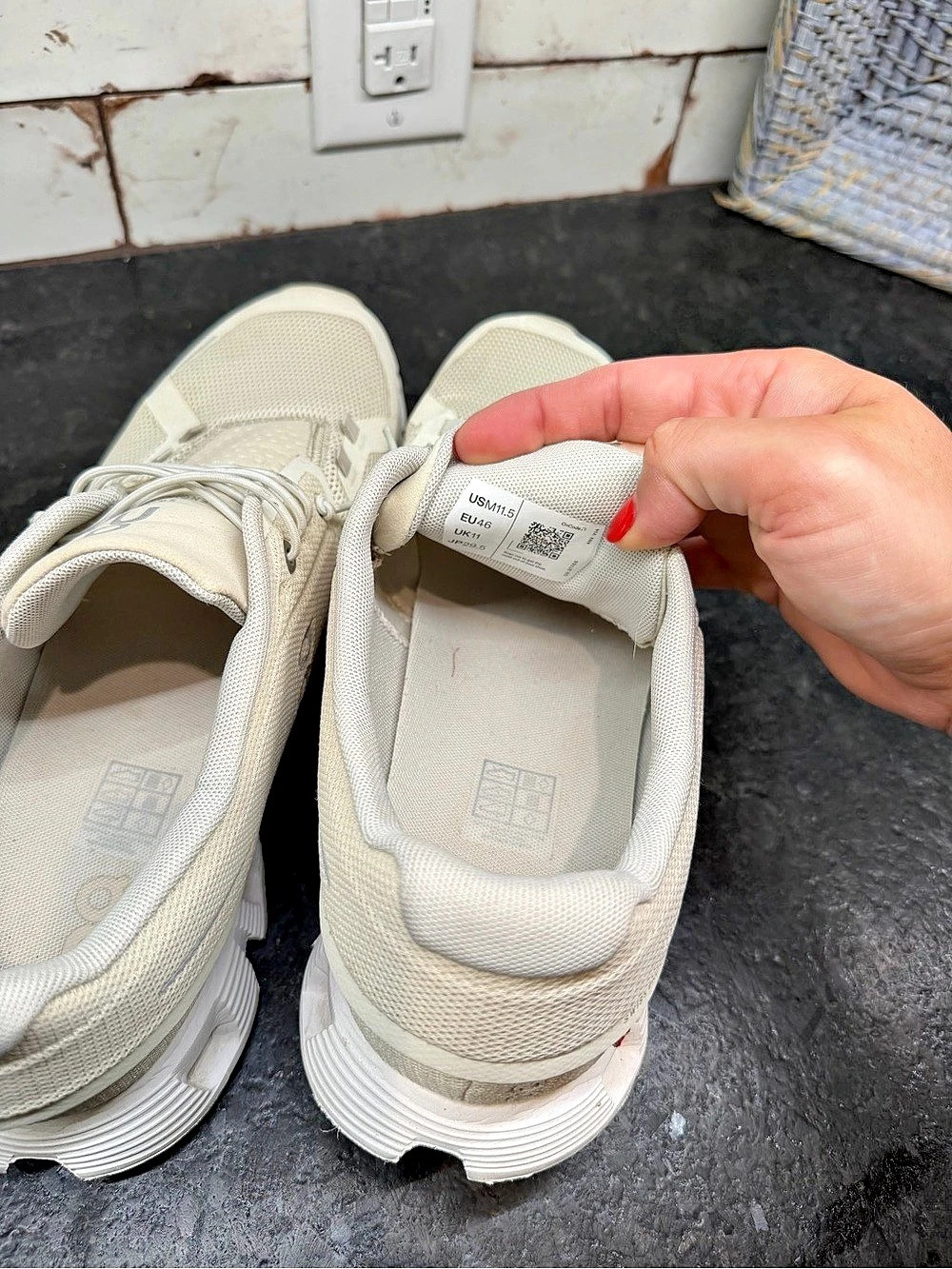 On Cloud 5 Running Shoes White Cream Men’s 11.5 - Picture 4 of 5